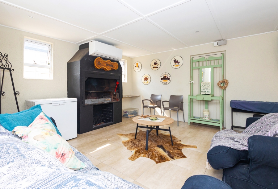4 Bedroom Property for Sale in Stellenridge Western Cape